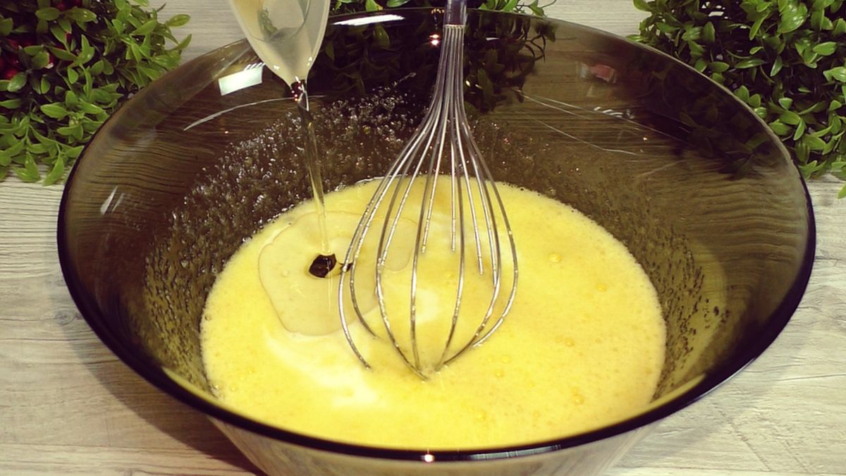 Летний заливной пирог с ягодами: просто и вкусно