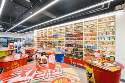 Где лапша превращается в искусство: уникальный формат рамен-библиотек завоевывает Россию