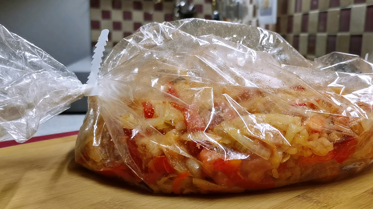 Секреты вкусной солянки в рукаве: простой и сытный рецепт для всей семьи
