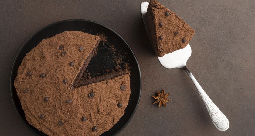 Итальянский пирог «Капрезе»: шоколадно-миндальный шедевр