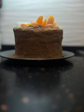 Готовим новогодний торт: яркие моменты и вкусные детали