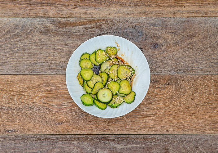 Сочный микс-салат с говядиной и грибами: легкость и вкус в каждой порции