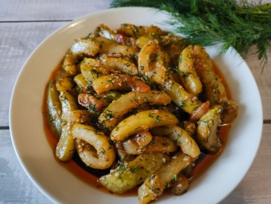 Невероятные закуски из жареных кабачков