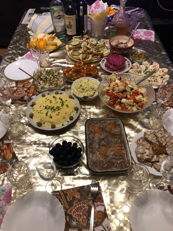 Как организовать идеальный Новый год: практические советы для вдохновения