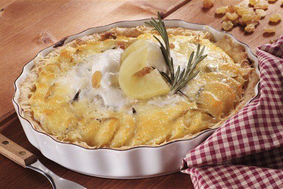 Ананасовая шарлотка