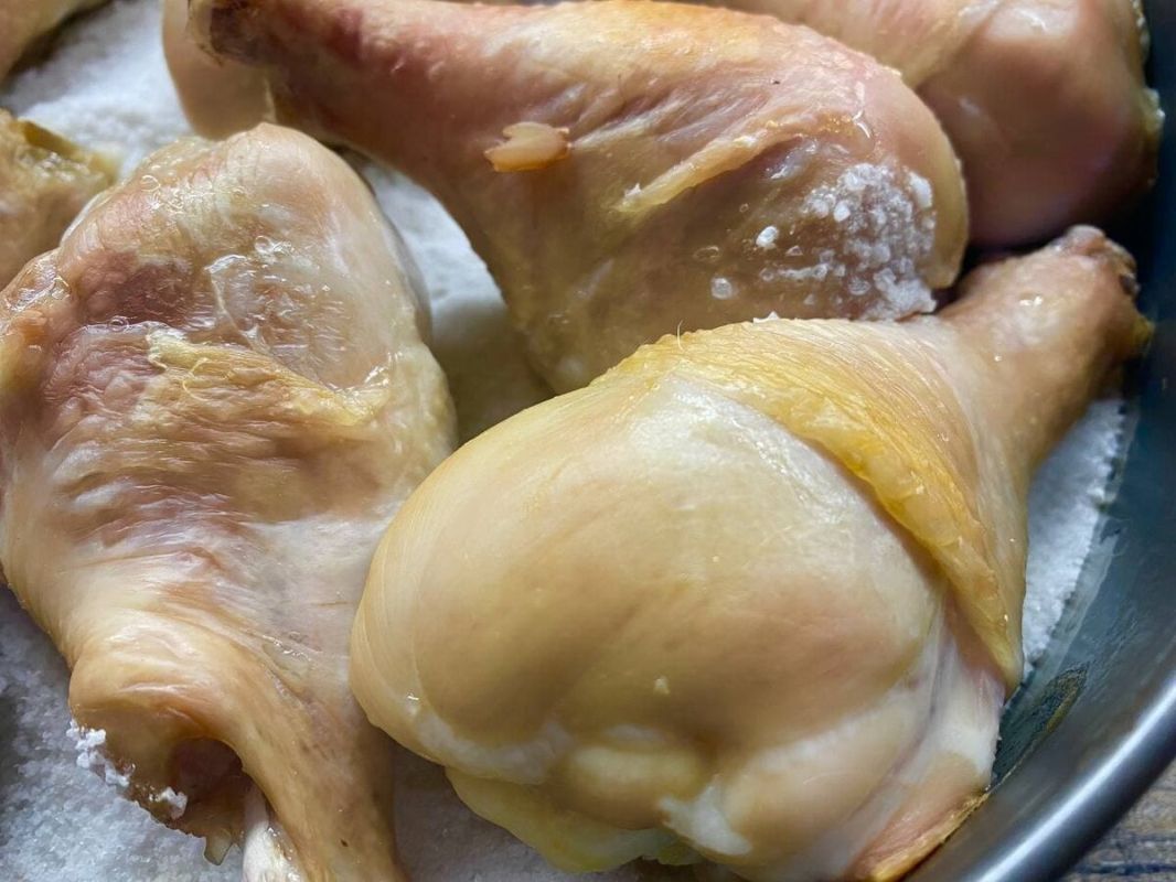 Невероятно простой рецепт курицы: всего два ингредиента и минимум усилий