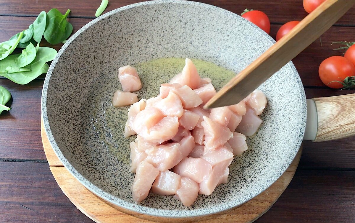 Салат на девичник: легкий и вкусный рецепт