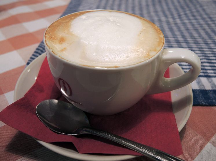 Кофеин: почему его эффект зависит от генов и образа жизни