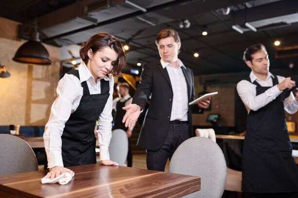 Почему лучшие официанты сгорают быстрее