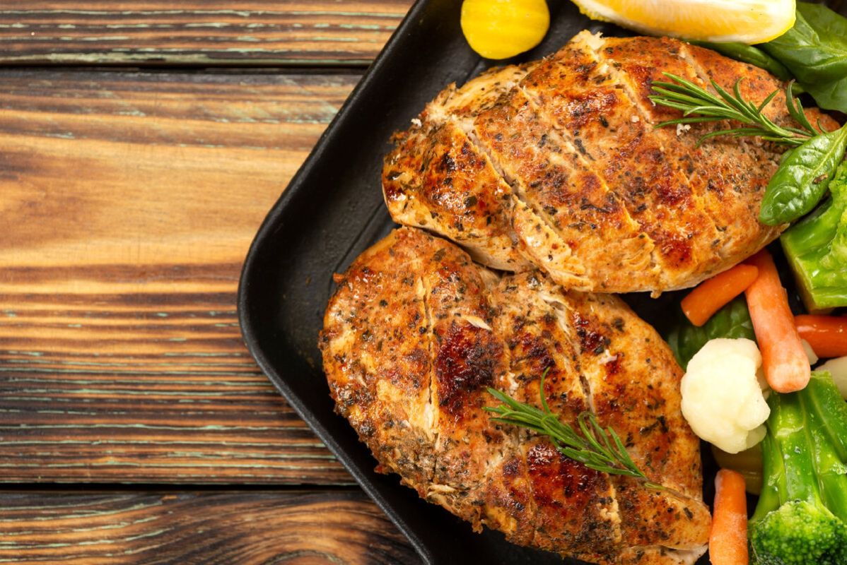 Куриные грудки на гриле с расплавленным сыром, которые покорят ваш ужин