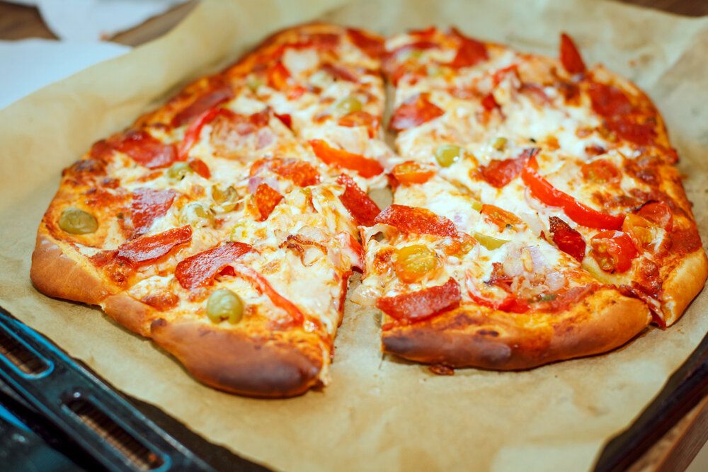 Как подготовить пиццу за считанные минуты: простой и быстрый рецепт