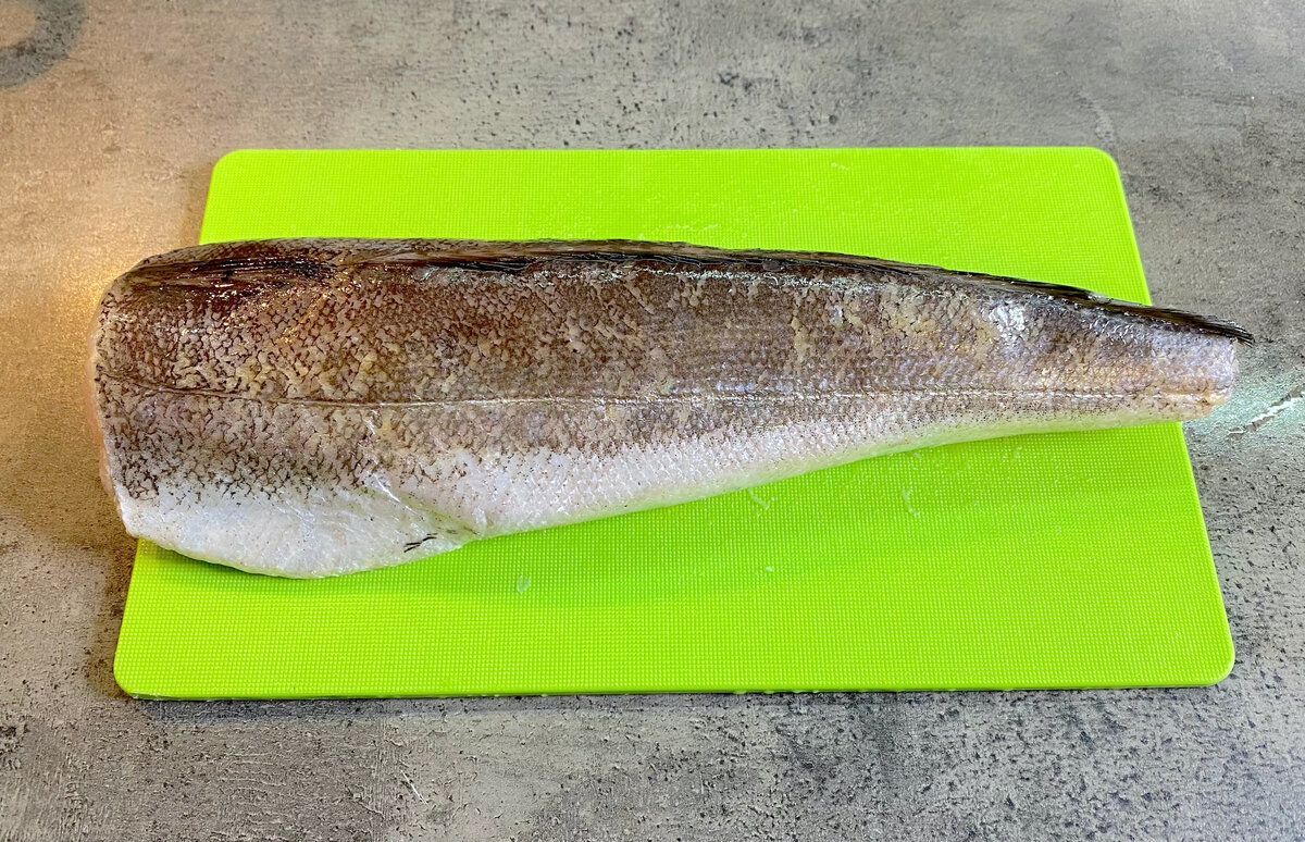 Нежный хек под маринадом