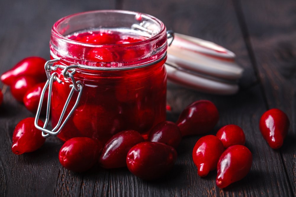 Кизиловое варенье: секреты приготовления по кавказскому рецепту