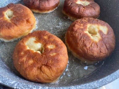 Секрет нежных беляшей: как сохранить свежесть и сочность на несколько дней