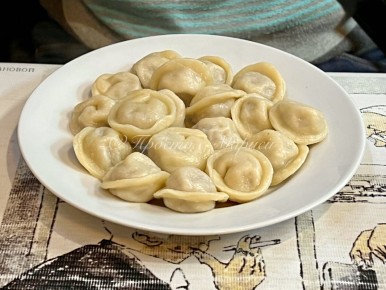 Уютные воспоминания о домашнем вкусе: где попробовать пельмени с настоящим мясом