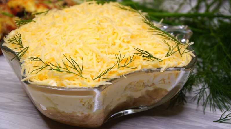 Необычный салат «Париж в снегу»: простота и утонченность на вашем столе