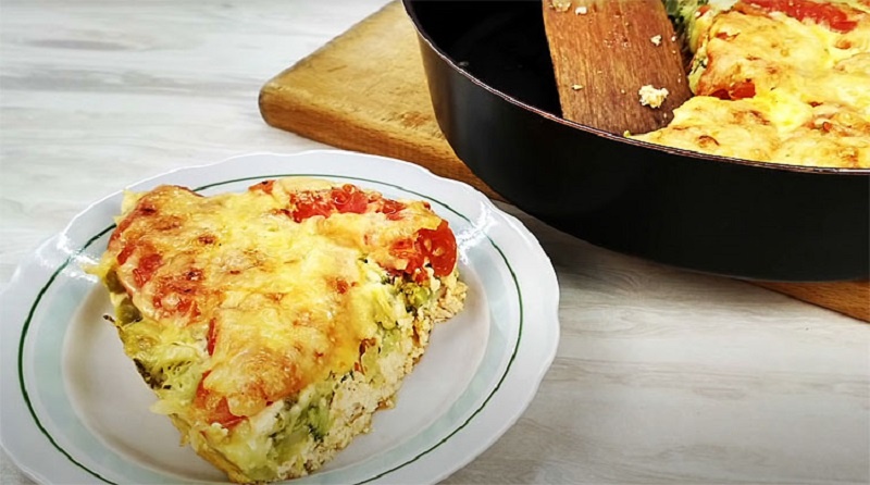 Как быстро приготовить куриную запеканку с овощами на сковороде