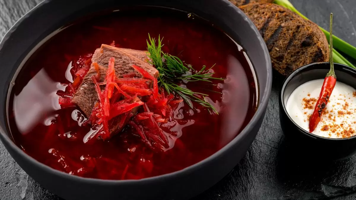 Как сварить идеальный борщ: секреты отбора ингредиентов и советы по приготовлению