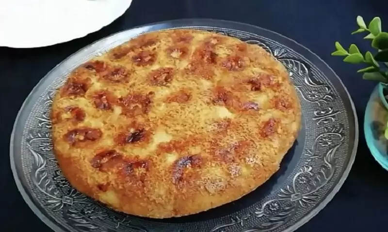 Быстрый и вкусный пирог из одного яйца для неожиданных гостей