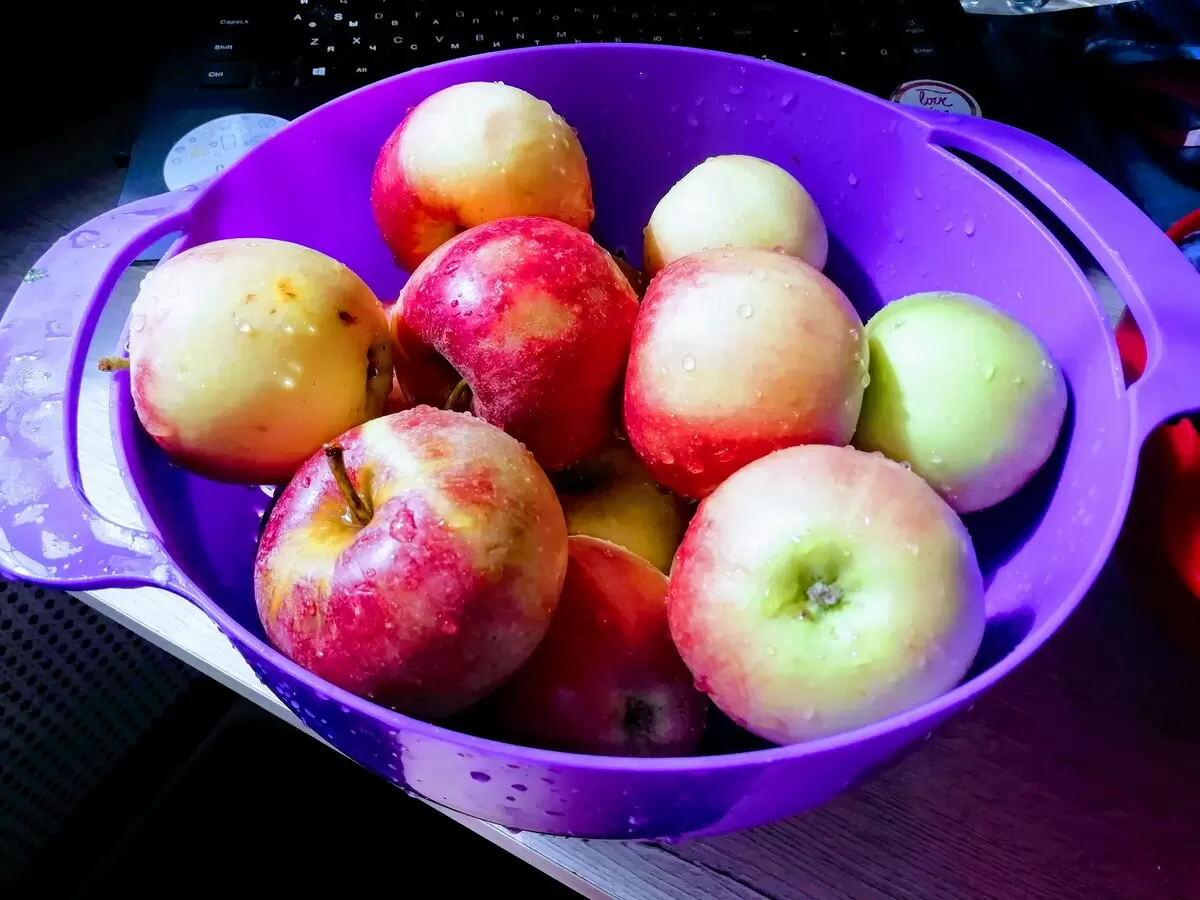 Нежное яблочное варенье: секреты приготовления в мультиварке