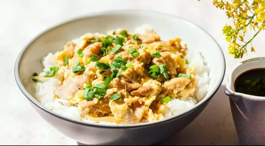 История оякодона: вкусные традиции Японии