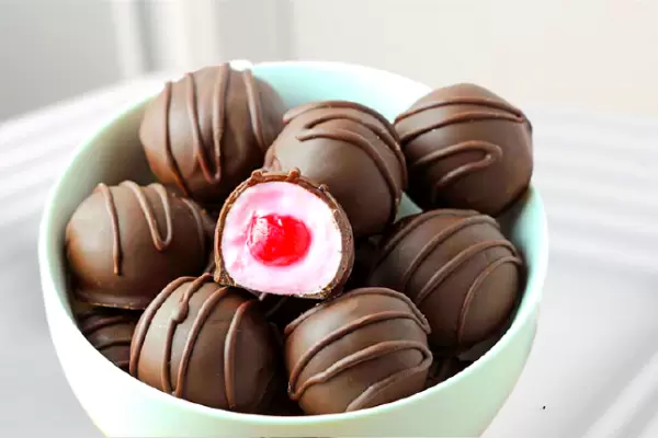 Необычные домашние конфеты: вишневое лакомство, которое удивит всех