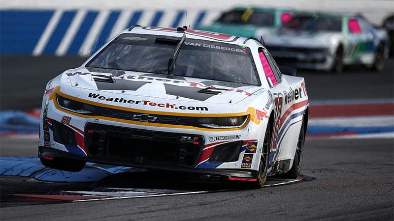 ���� ��� ��������� ���������� ������������ ������ � NASCAR �� ������ ��������