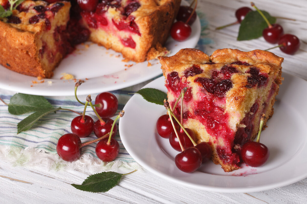Ягодный пирог в мультиварке: быстро и вкусно