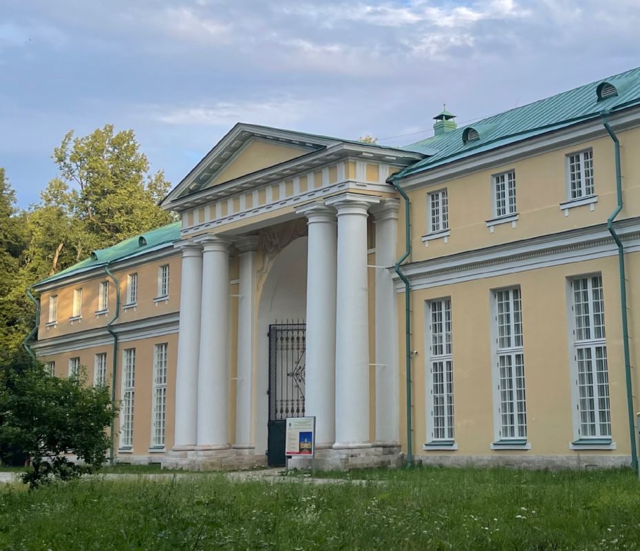 Уникальная выставка фарфора Юсуповых: непривычное лицо княжеской жизни