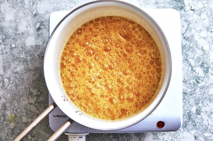 Как избежать подгорания карамели: советы по приготовлению